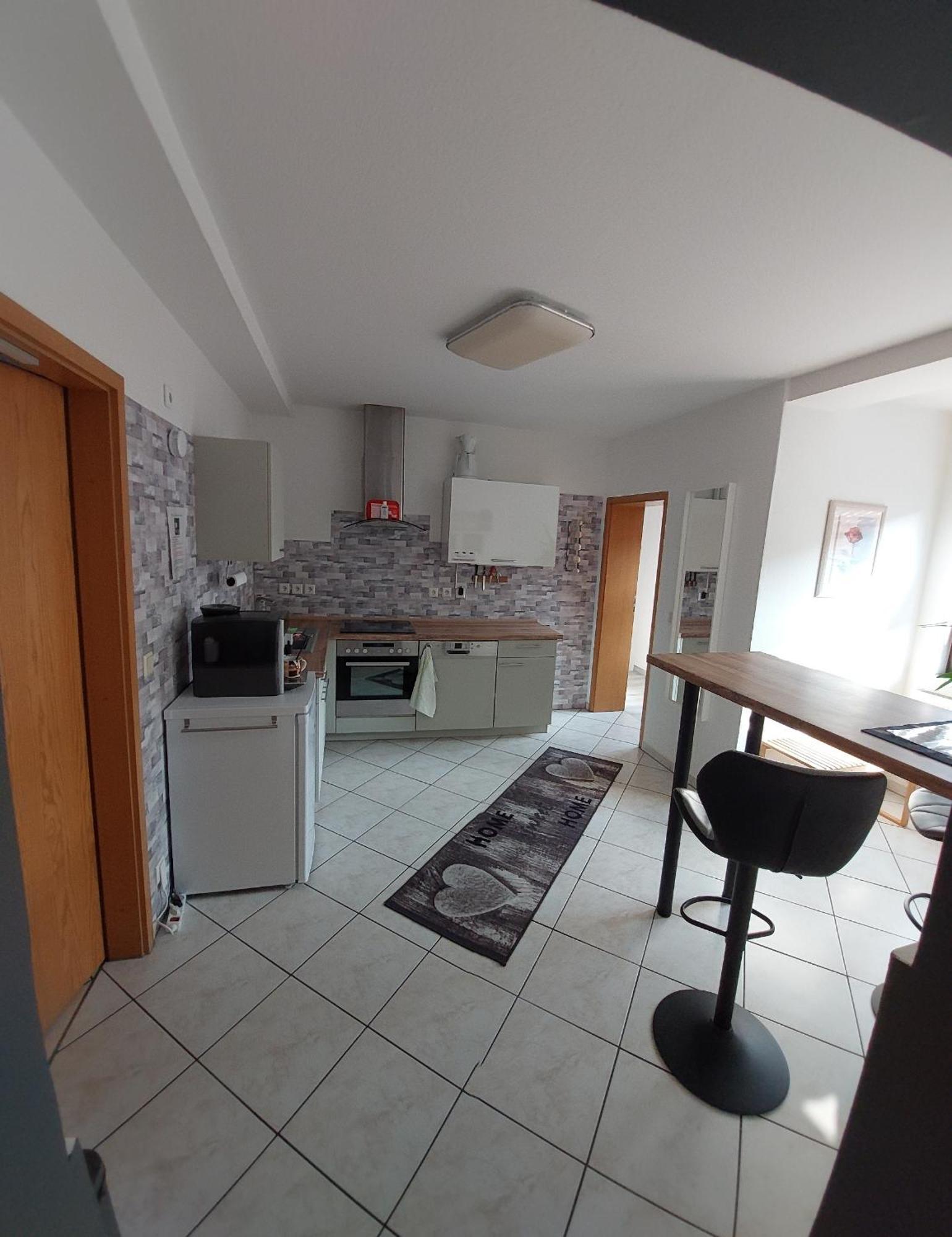 Ganze Ferienwohnung 5 Km Von Erfurt, Mit Kaffeevollautomat, Tv, Wlan, Boxspringbett, Schlafsofa Und Einkaufsmoeglichkeiten, Sehr Gute Anbindung Zur A71 Und A4, Kostenloser Oeff Parkplatz Fuer Pkw Und Transporter Elxleben Exteriér fotografie